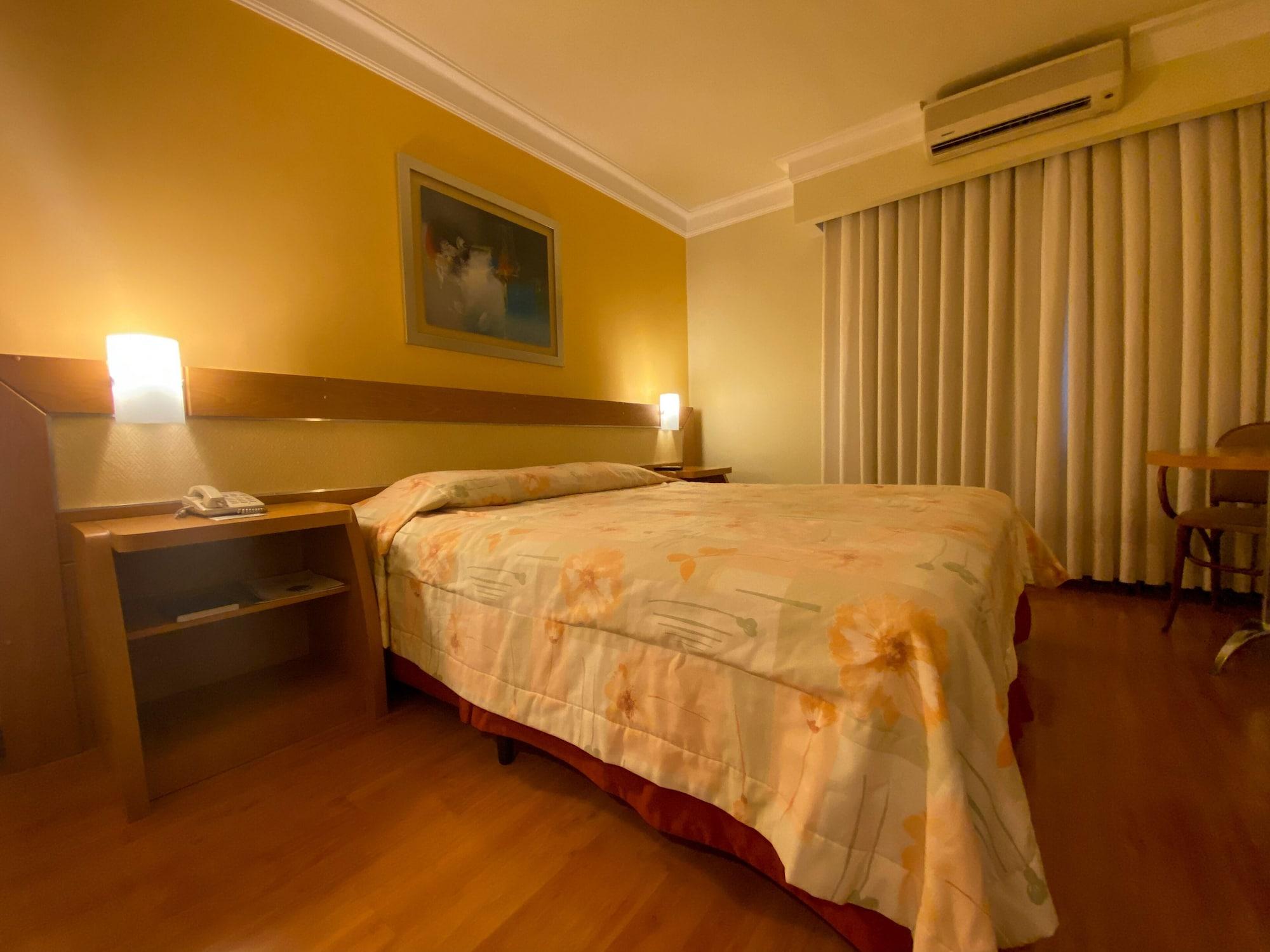 Itatiaia Hotel Passo Fundo Exterior photo