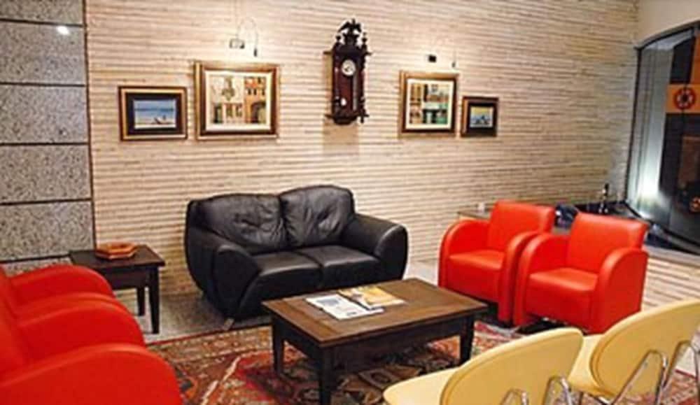Itatiaia Hotel Passo Fundo Exterior photo